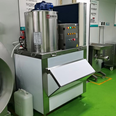 1噸不銹鋼片冰機交付廣東深圳某中央廚房