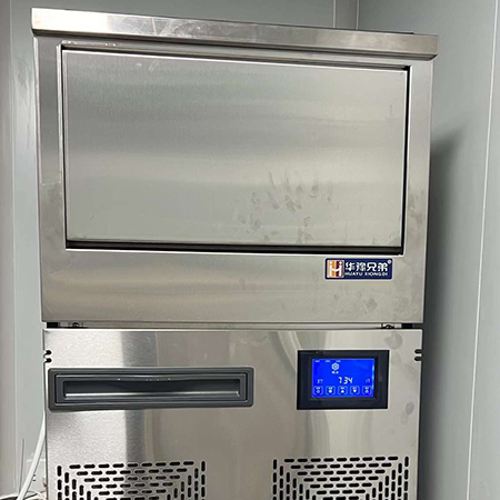 ICE-F90-30雪花制冰機交付廣東深圳醫(yī)療器械