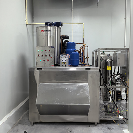 3噸不銹鋼片冰機(jī)交付河南某大型香腸加工廠